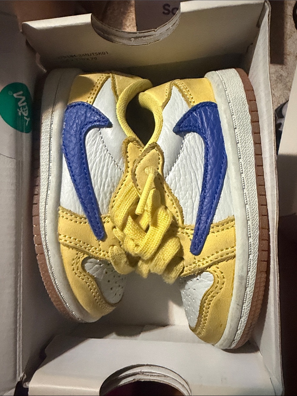 Travis Scott Kids Yellow, Blue & White Low-Top Sneakers